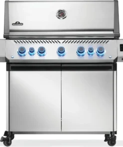 Napoleon Prestige 665 Connected Gas Grill — Natural Gas